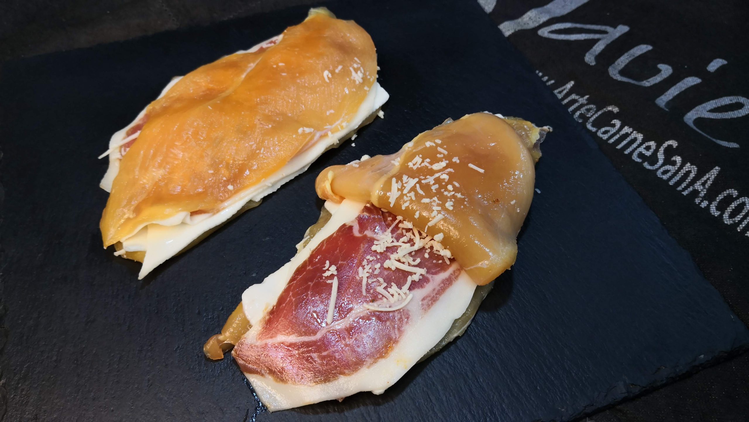 Pollo con jamon Ibérico y queso